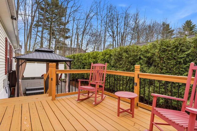 16 Shilah Drive, Derry, NH 03038
