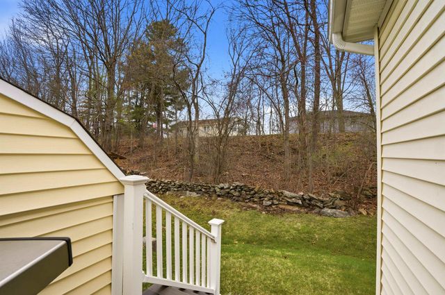 16 Shilah Drive, Derry, NH 03038