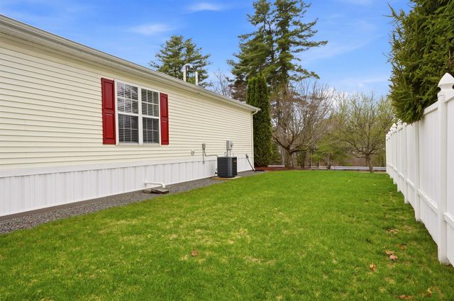 16 Shilah Drive, Derry, NH 03038