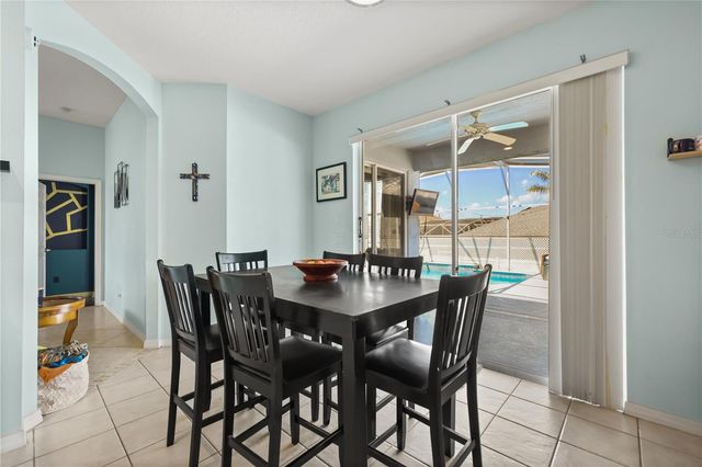 333 HIGHER COMBE DRIVE, Davenport, FL 33897