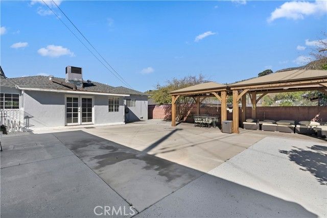 11108 Leolang Ave, Sunland (los Angeles), CA 91040