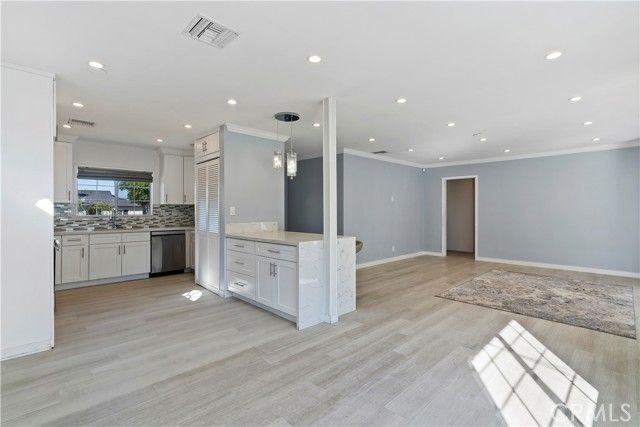 11108 Leolang Ave, Sunland (los Angeles), CA 91040