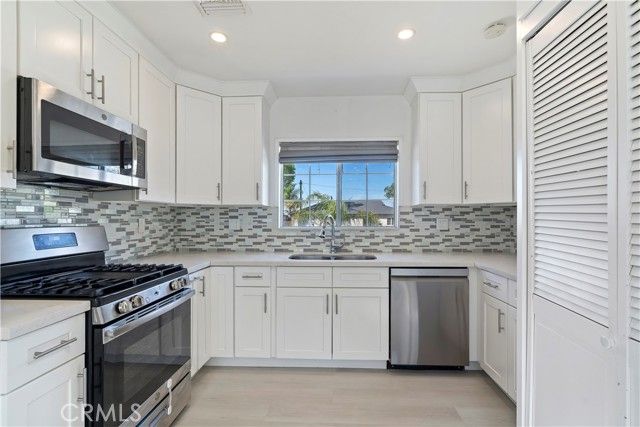 11108 Leolang Ave, Sunland (los Angeles), CA 91040