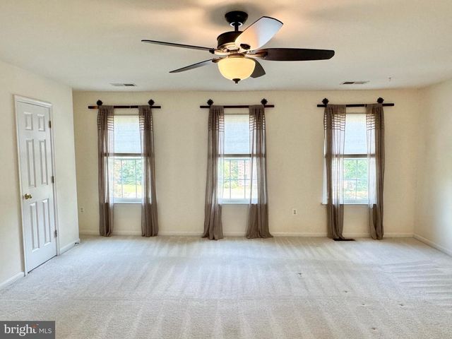 53 CRESTWOOD LN, Stafford, VA 22554