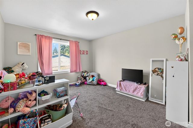 8949 Wilkensen Road SE, Yelm, WA 98597