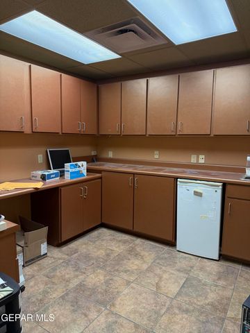 1527 Brown Street Unit C, El Paso, TX 79902