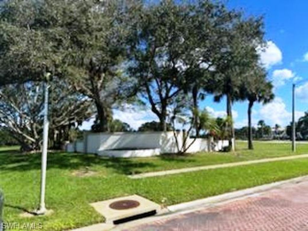 Tamiami TRL E, NAPLES, FL 34114 — photo 3
