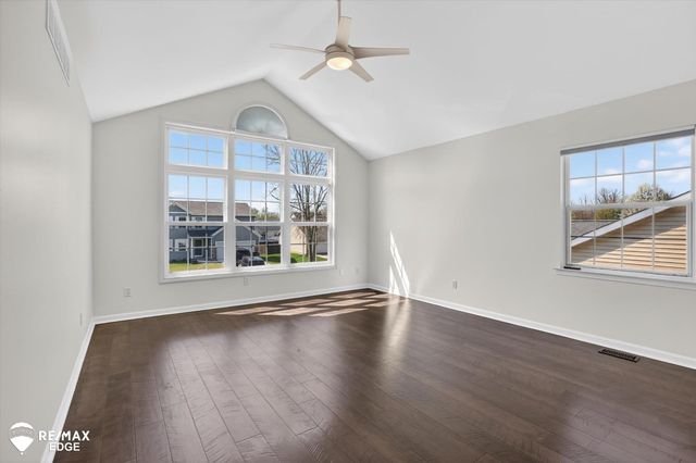 4469 Meadowlane Court, Burton, MI 48519