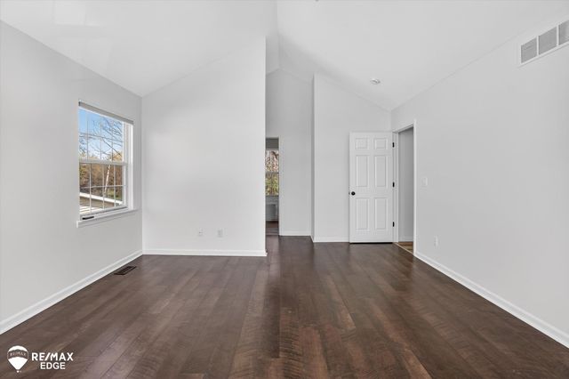 4469 Meadowlane Court, Burton, MI 48519