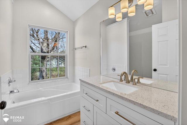 4469 Meadowlane Court, Burton, MI 48519
