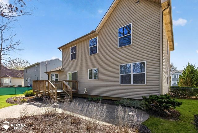 4469 Meadowlane Court, Burton, MI 48519