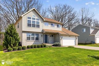 4469 Meadowlane Court, Burton, MI 48519