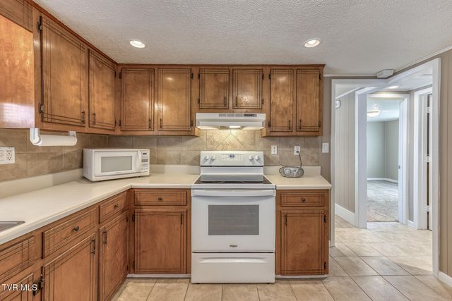 1400 Jayne Road, Kingsport, TN 37660