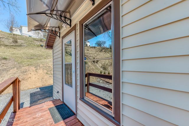 1400 Jayne Road, Kingsport, TN 37660