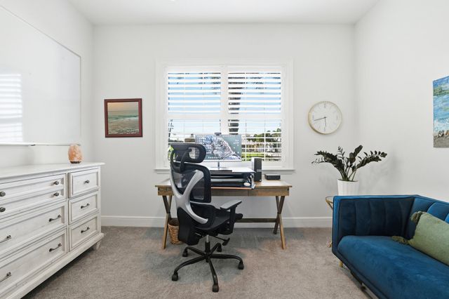 9301 154th Road N, Jupiter, FL 33478