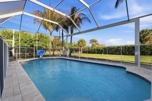 9301 154th Road N, Jupiter, FL 33478