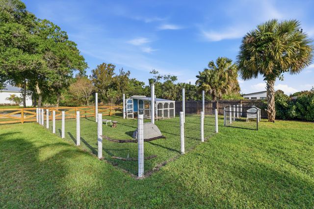 9301 154th Road N, Jupiter, FL 33478