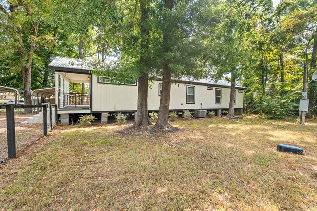 220 Kokomo Run, Point Blank, TX 77364