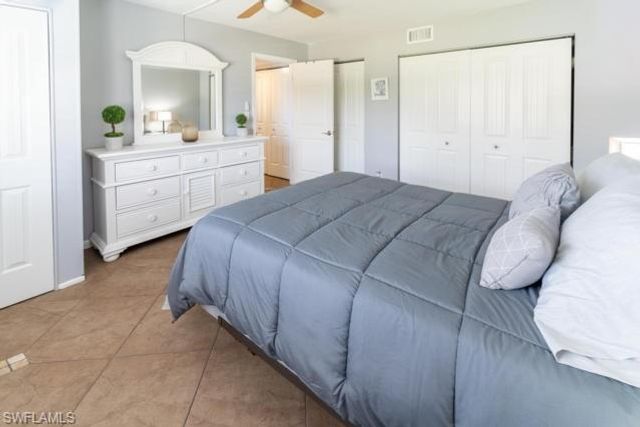 581 Teryl RD 5, Naples, FL 34112