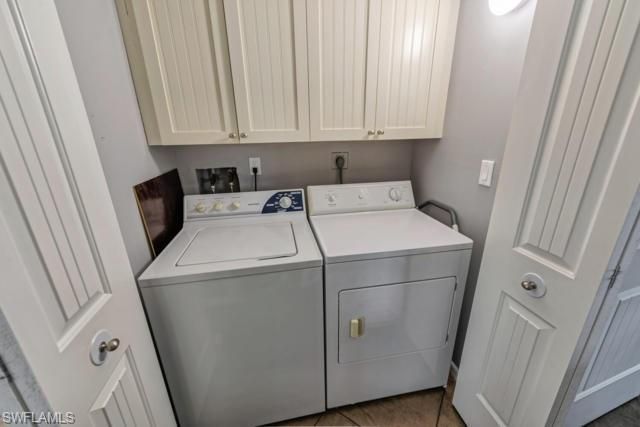 581 Teryl RD 5, Naples, FL 34112