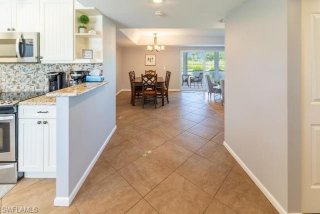 581 Teryl RD 5, Naples, FL 34112