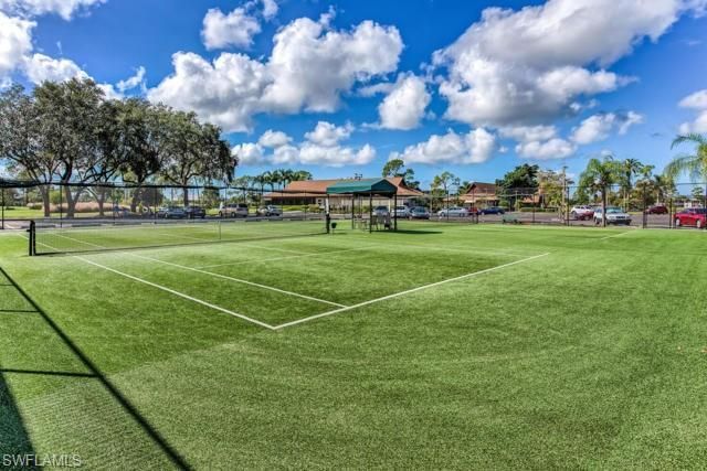 581 Teryl RD 5, Naples, FL 34112