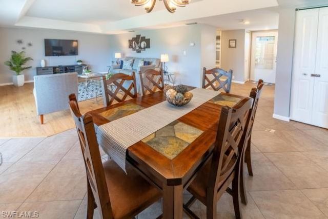 581 Teryl RD 5, Naples, FL 34112