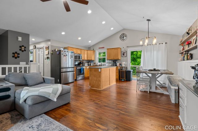 2903 Fox Hill Drive, Jenison, MI 49428