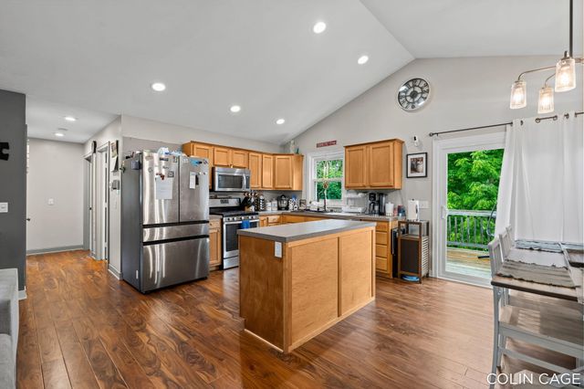 2903 Fox Hill Drive, Jenison, MI 49428