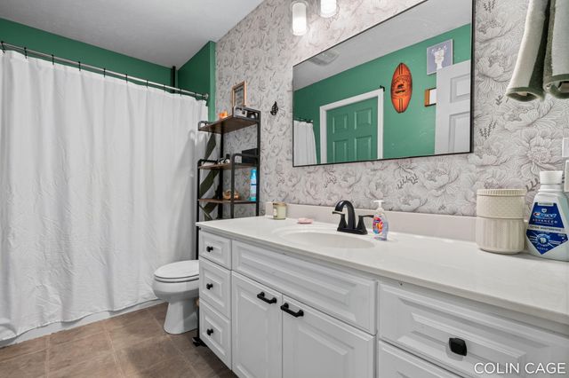 2903 Fox Hill Drive, Jenison, MI 49428
