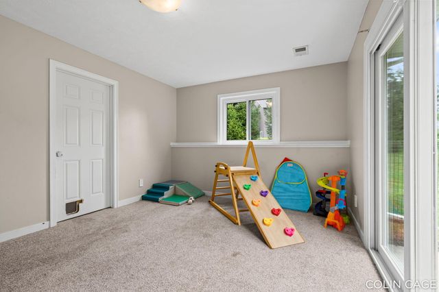 2903 Fox Hill Drive, Jenison, MI 49428