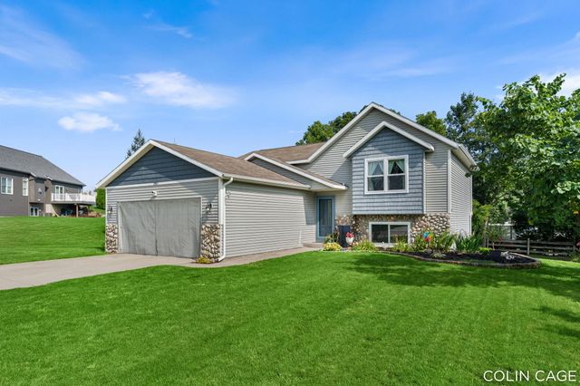 2903 Fox Hill Drive, Jenison, MI 49428