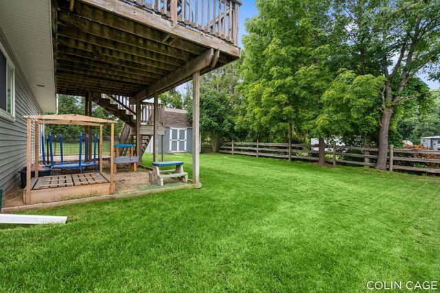 2903 Fox Hill Drive, Jenison, MI 49428