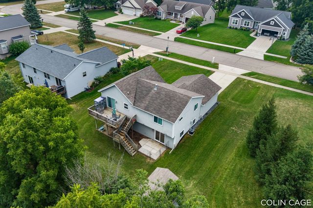2903 Fox Hill Drive, Jenison, MI 49428