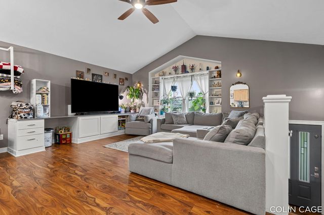 2903 Fox Hill Drive, Jenison, MI 49428