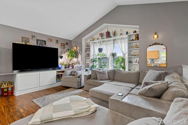 2903 Fox Hill Drive, Jenison, MI 49428