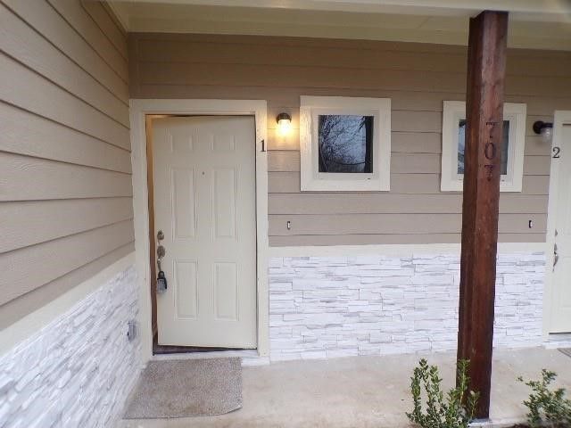 318 S Main Street 1, Bonham, TX 75418