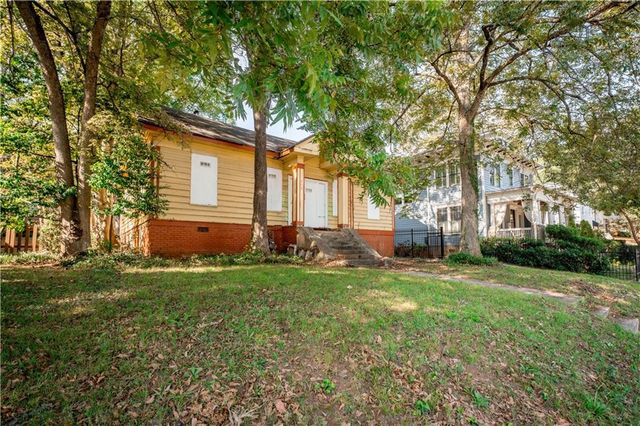 418 N Highland NE Avenue, Atlanta, GA 30307