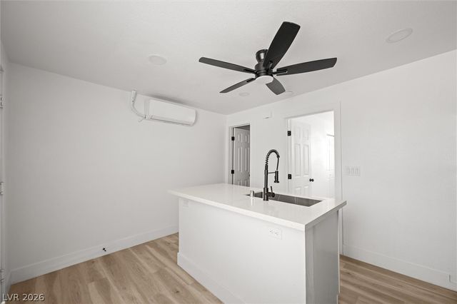 623 North 10th Street B, Las Vegas, NV 89101