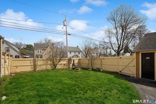 135 Laurel Place, Bridgeport, CT 06604