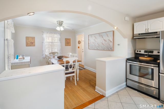 135 Laurel Place, Bridgeport, CT 06604