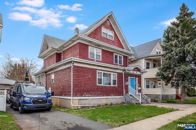 65 Marsellus Place, Garfield, NJ 07026