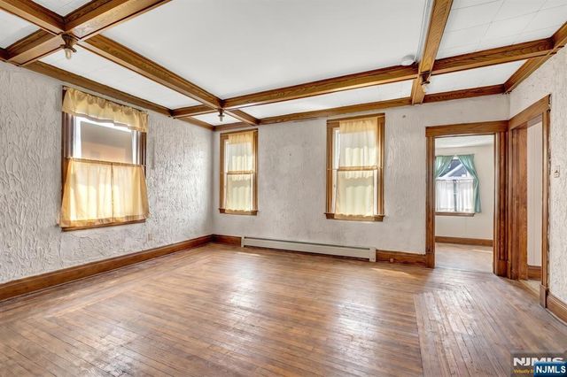 65 Marsellus Place, Garfield, NJ 07026
