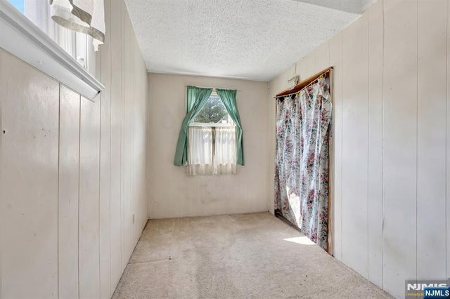 65 Marsellus Place, Garfield, NJ 07026