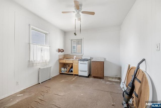 65 Marsellus Place, Garfield, NJ 07026