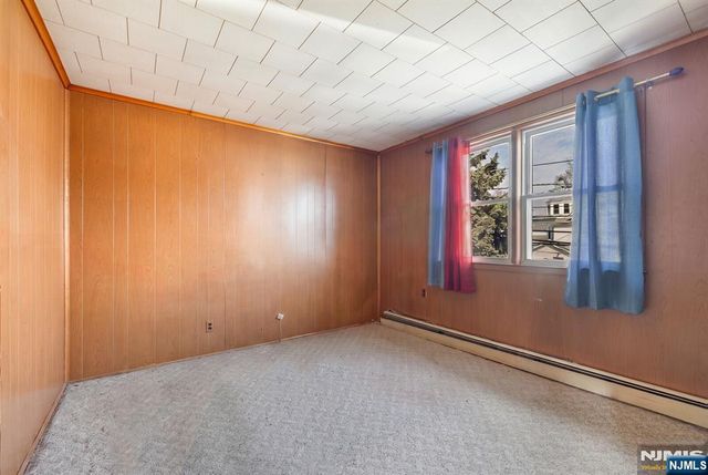 65 Marsellus Place, Garfield, NJ 07026