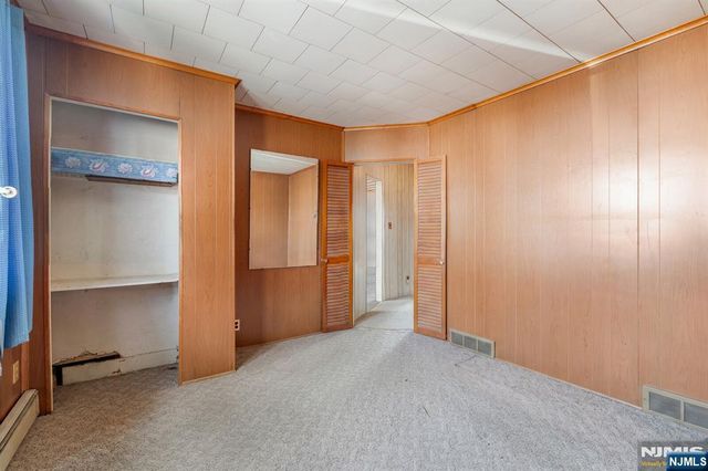 65 Marsellus Place, Garfield, NJ 07026
