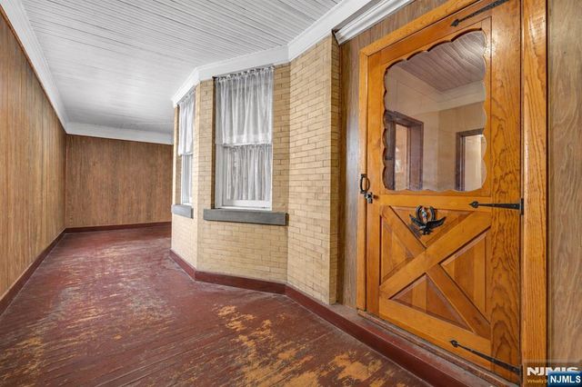 65 Marsellus Place, Garfield, NJ 07026