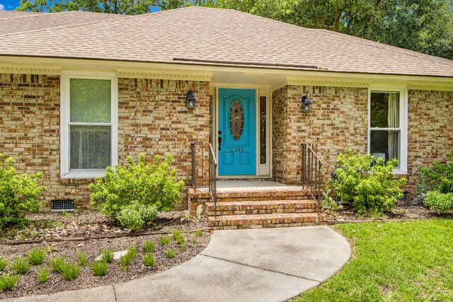 2311 W Palmer Drive, Charleston, SC 29414