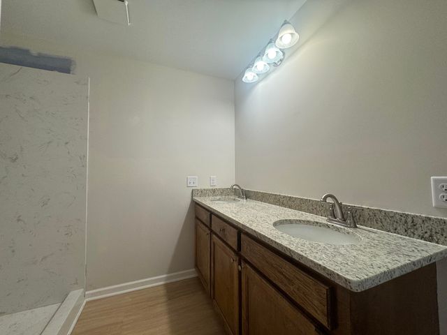 10 Ramblewood Ln, Wedgefield, SC 29168